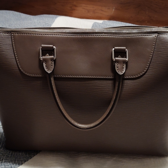 Authentic Louis Vuitton Porte-Documents Jour bag - Picture 6 of 16